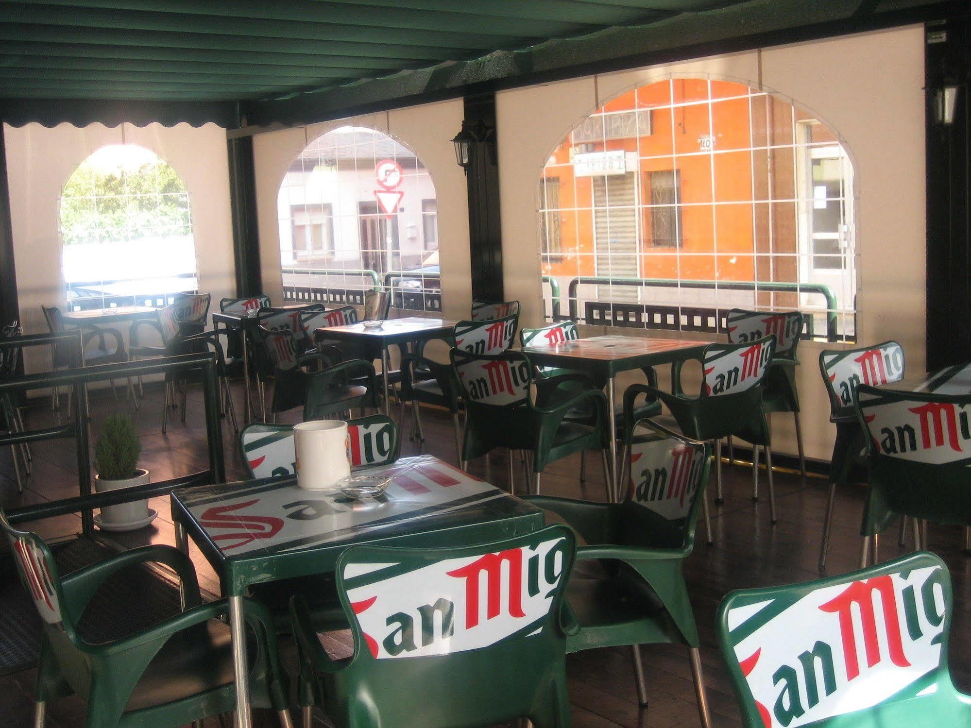 Hostal Restaurante La Trucha بينافينتي المظهر الخارجي الصورة